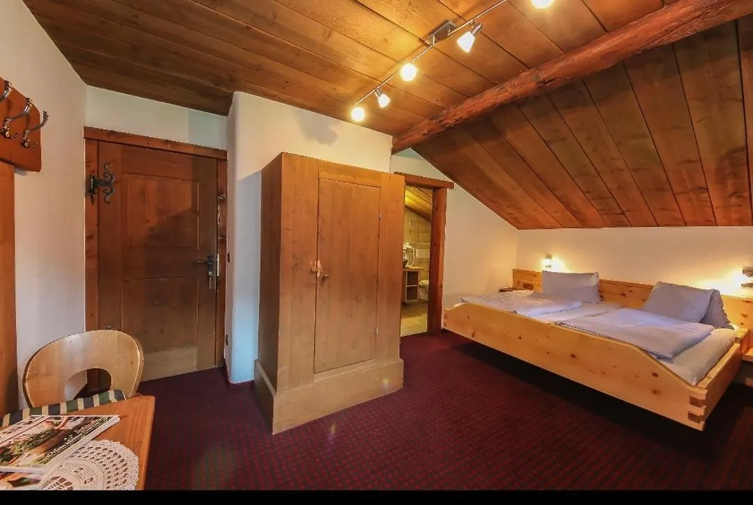 Hochwart Hof Bed & Breakfast Bed and Breakfast Saalbach-Hinterglemm 0*,